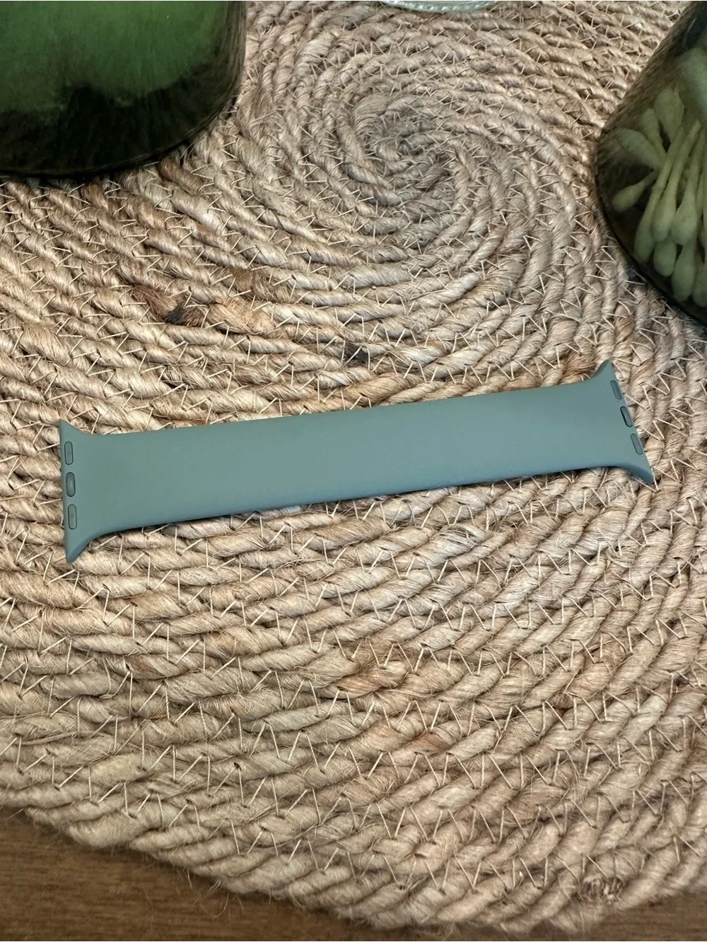 Apple Watch Solo Loop Green Gray Silicone Band Size 4